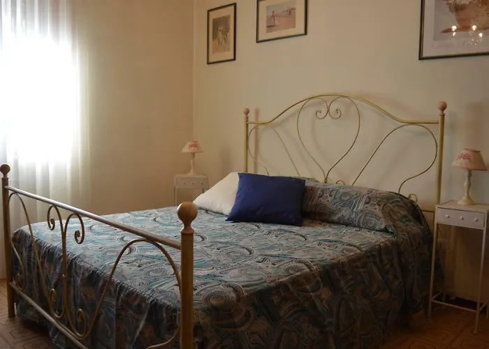 Casa Iliana 公寓 维亚雷焦